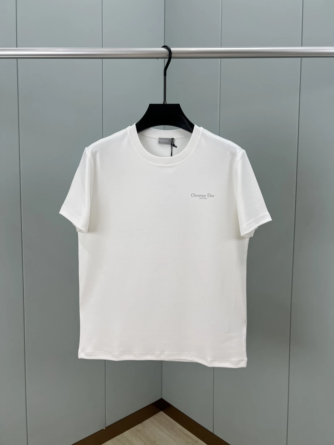 Dior T-Shirt — 01444b58