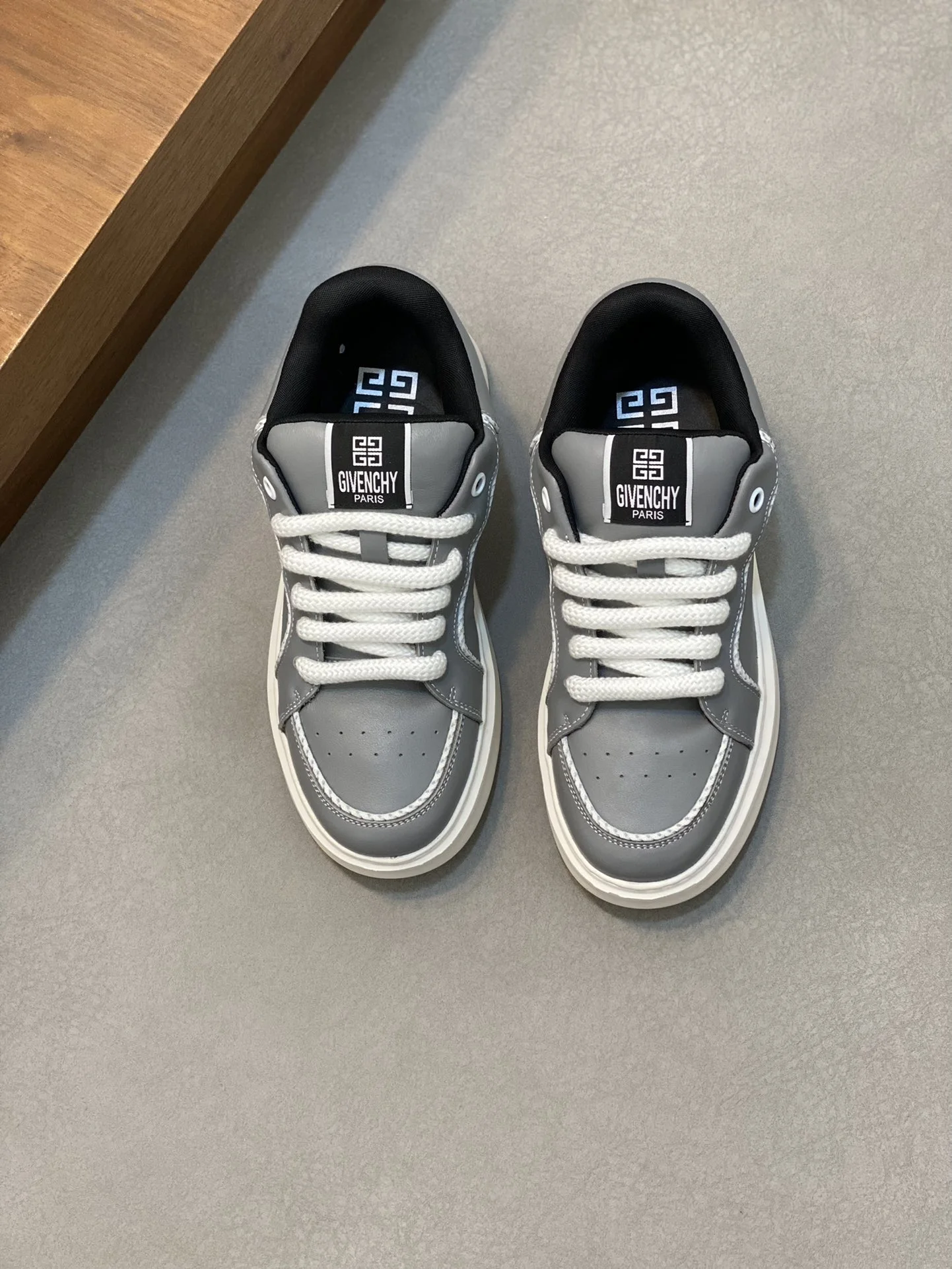 Givenchy Shoes — d9df5d5e