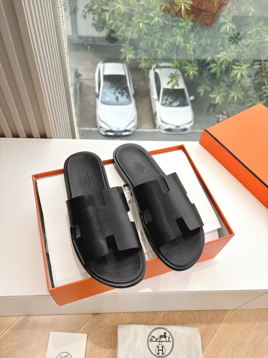 Hermès Slippers — 0ad37aa3
