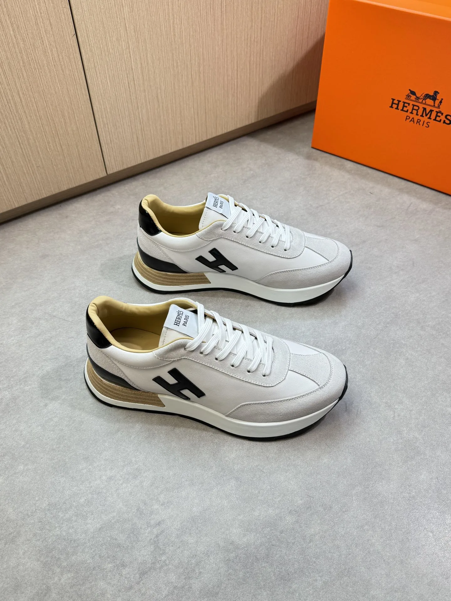 Hermès Sneakers — 3e06e880