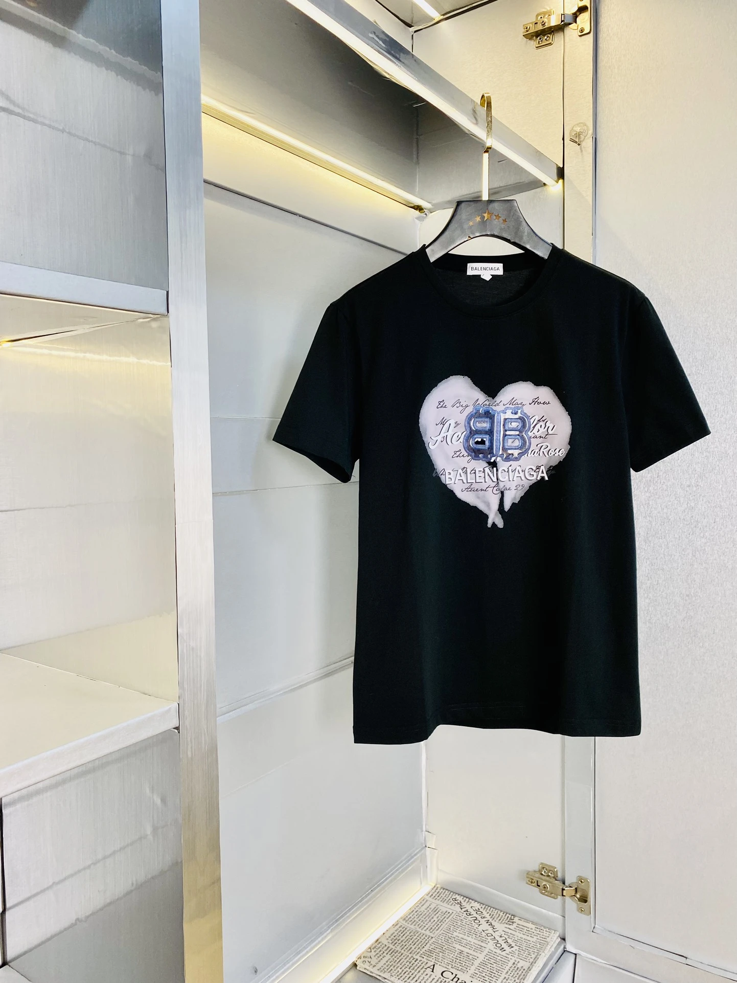 Balenciaga T-Shirt — 598c3fe6