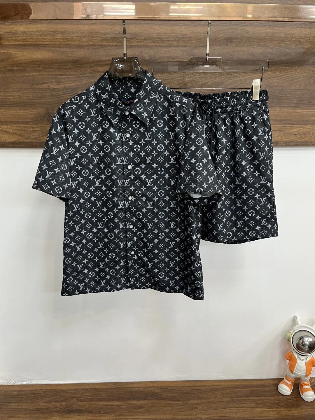 Louis Vuitton Matching Sets — b5634411