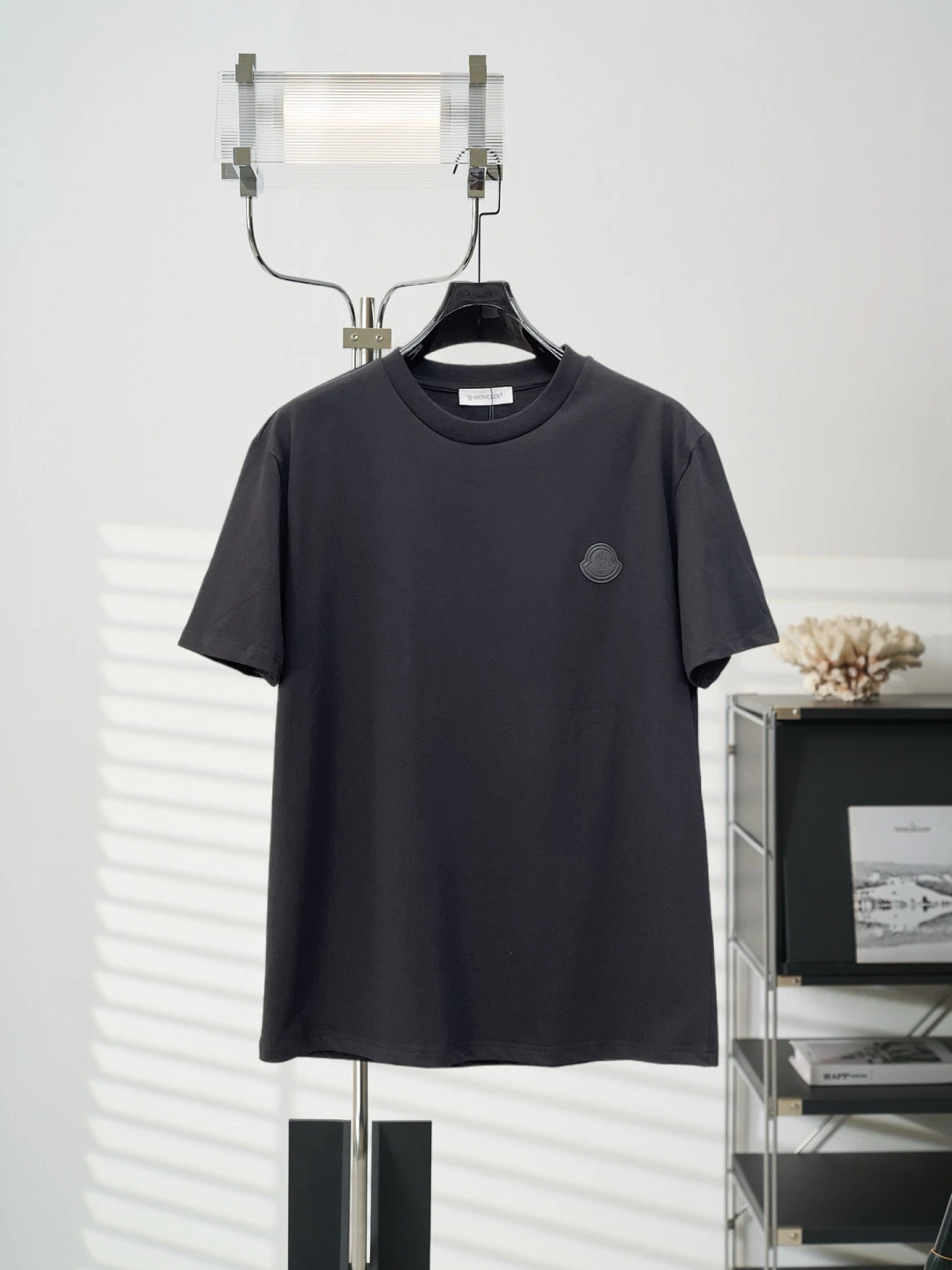 Moncler T-Shirt — c84e4e6f