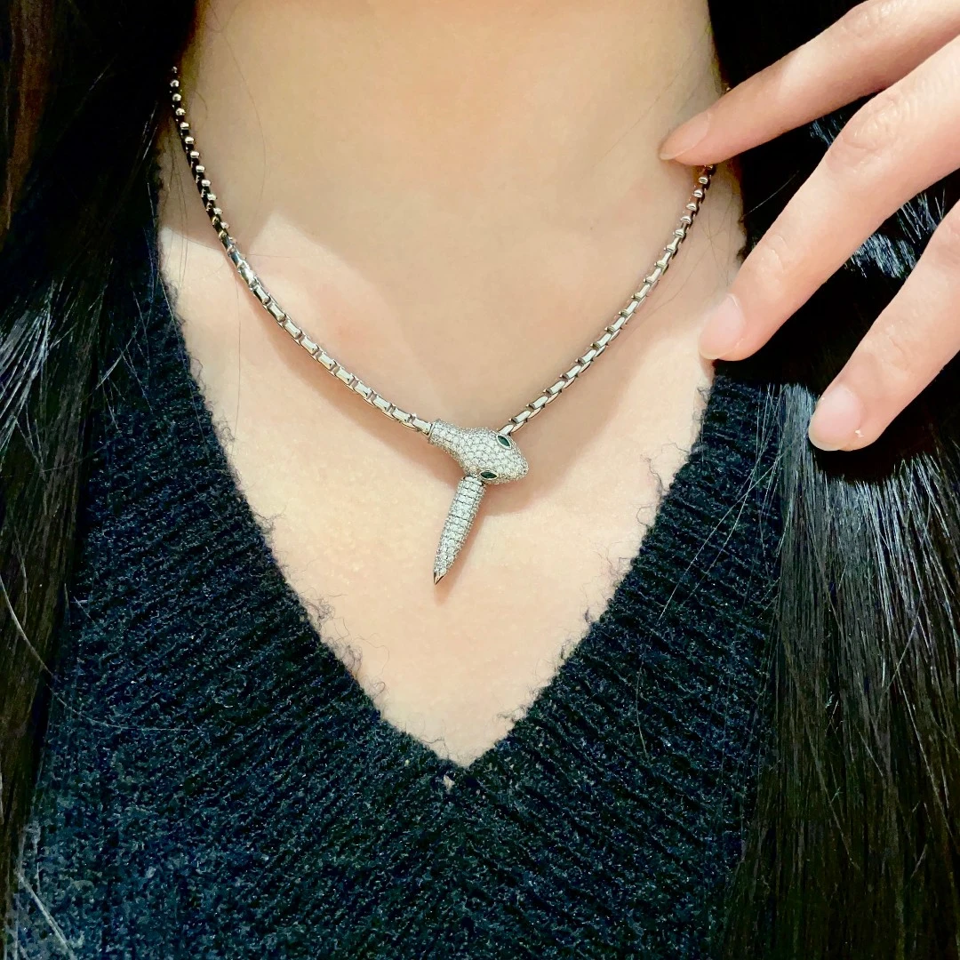 Bvlgari Jewellery — d689aa5f