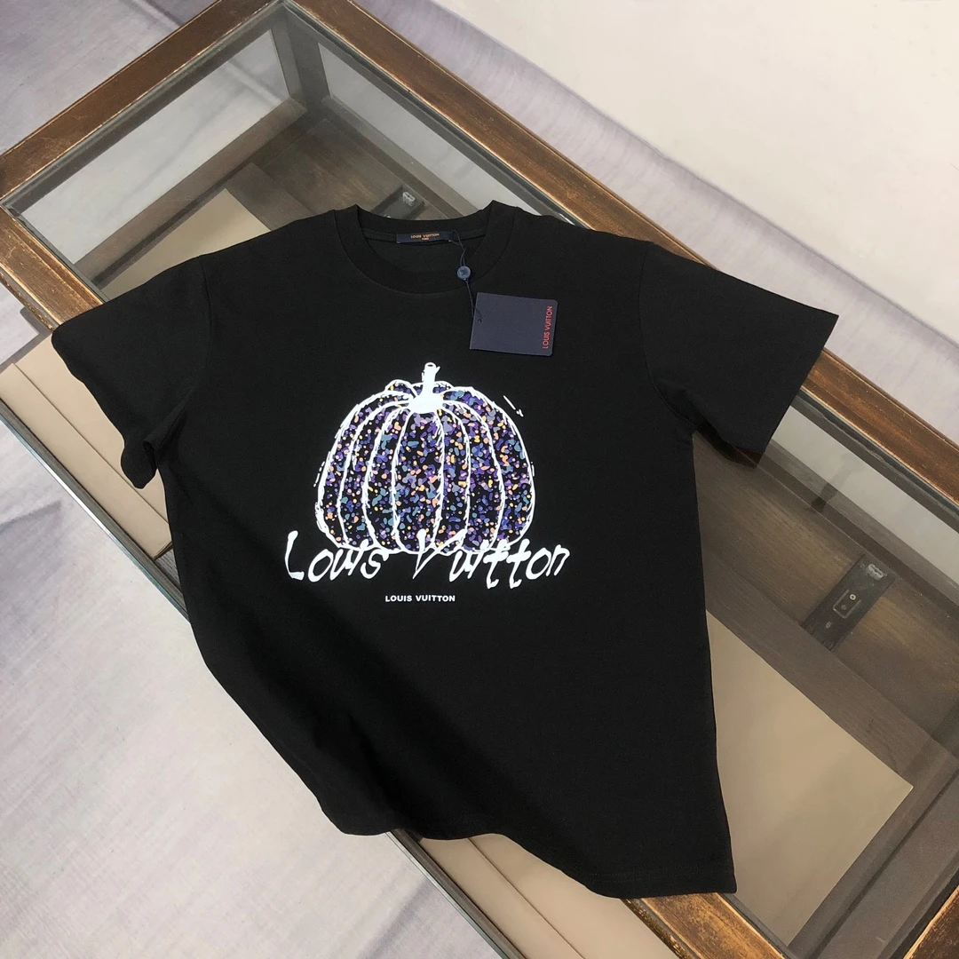 Louis Vuitton T-Shirt — 60b15353