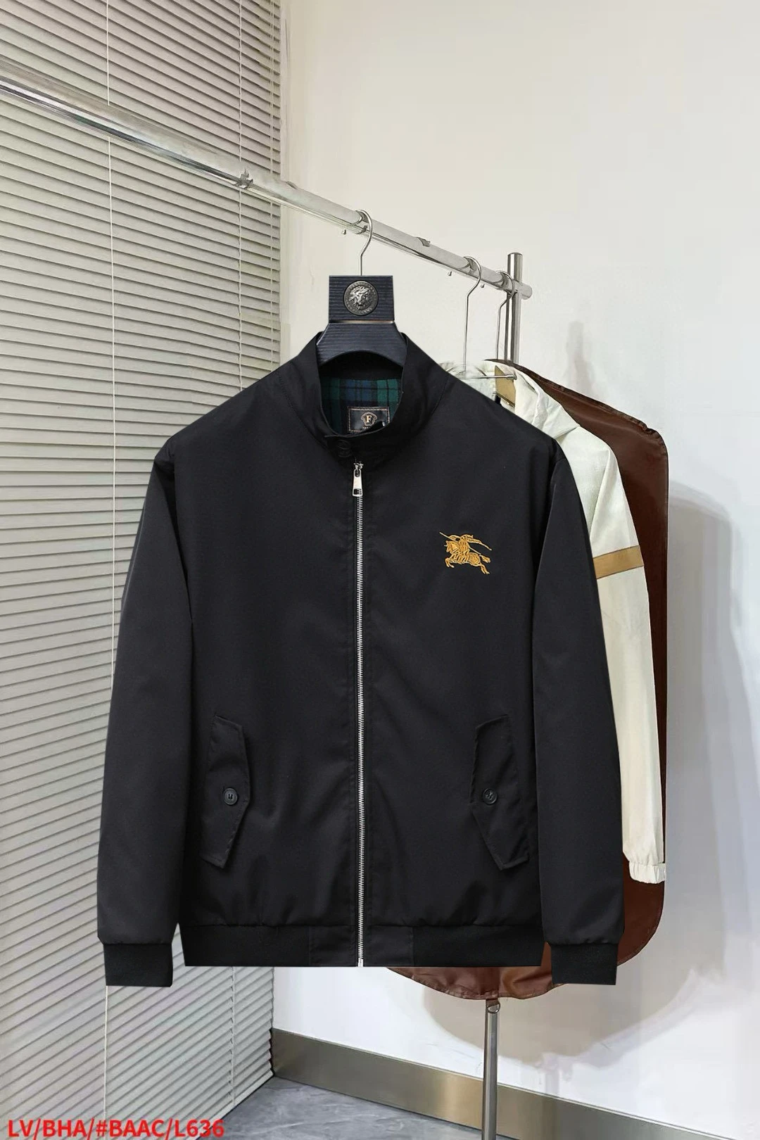 Burberry Jackets — b4f3c6f0