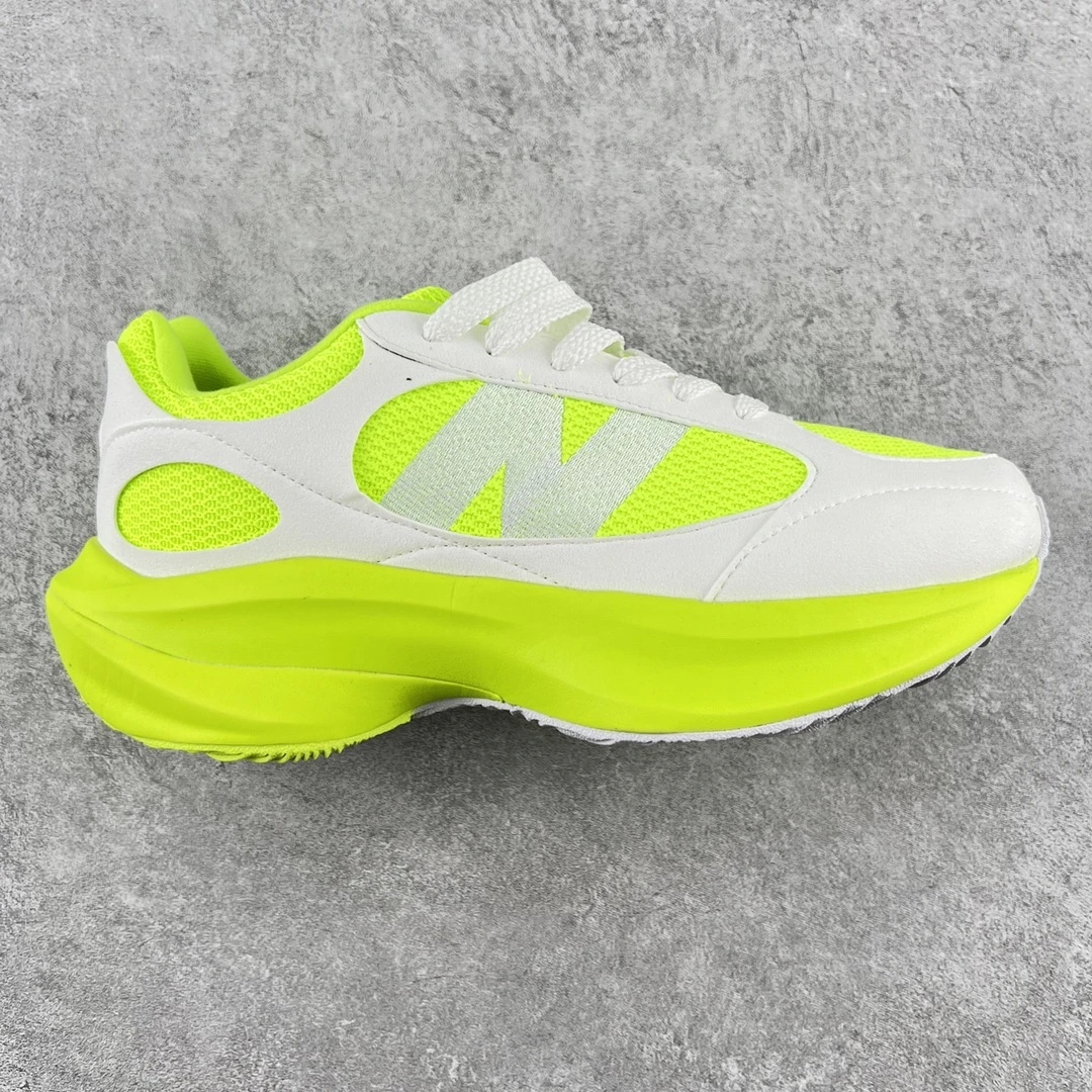 New Balance Sneakers — efead1c8