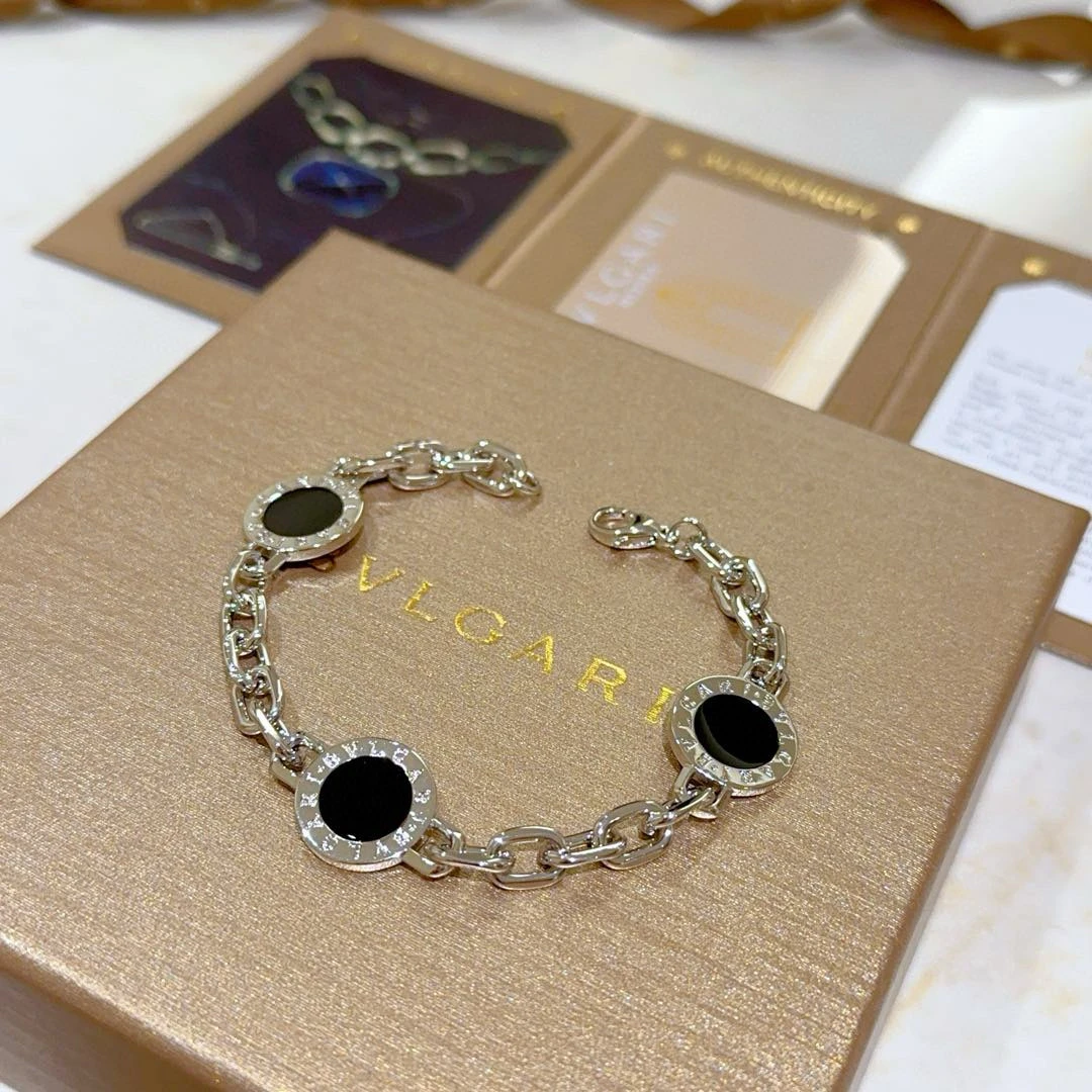 Bvlgari Jewellery — e1a8f020