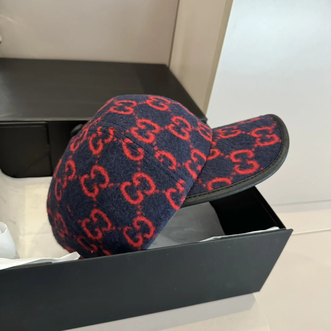 Gucci Hat — 74a09ba3