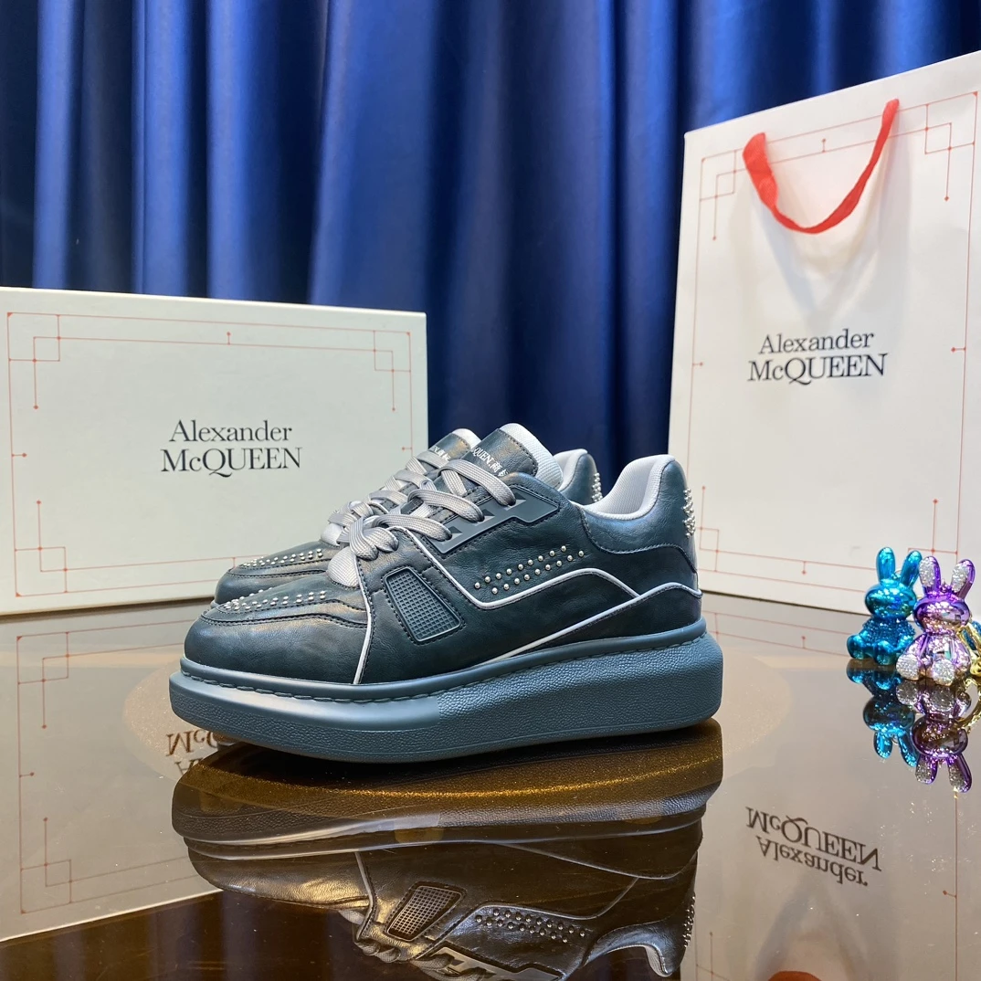 Alexander McQueen Sneakers — 0540bd6b