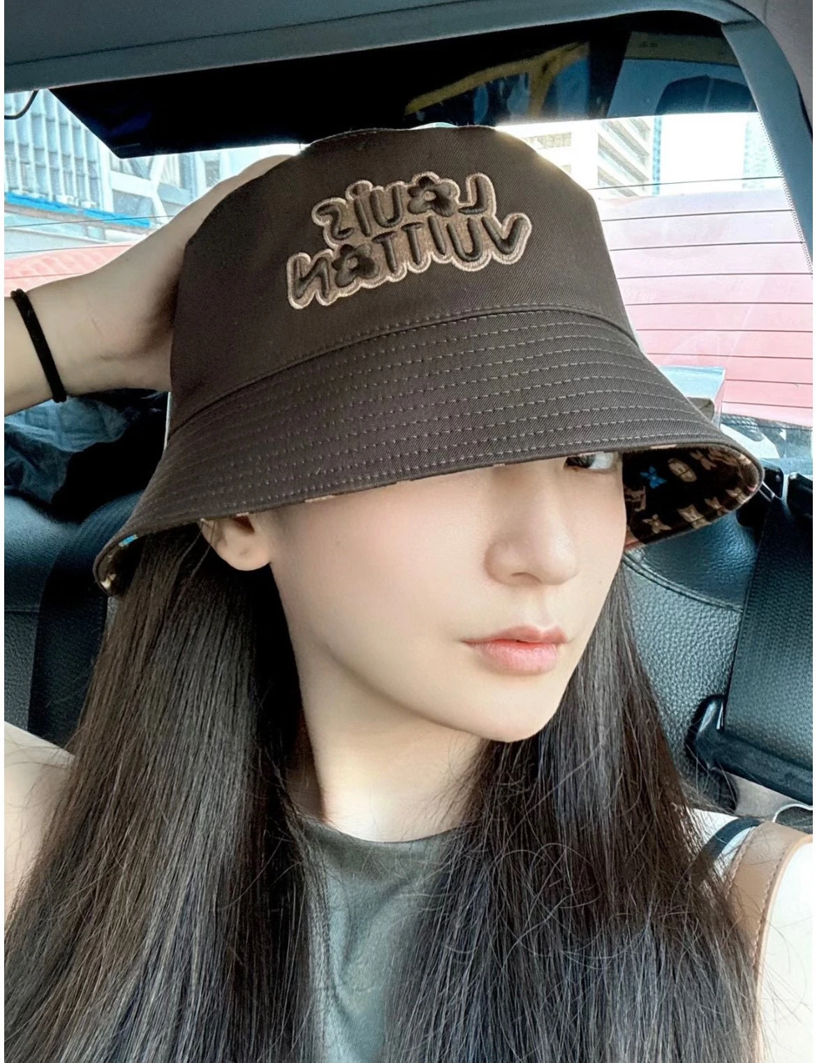 Louis Vuitton Hats — 75973983