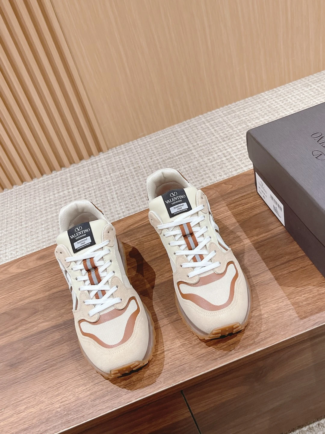 Valentino Sneakers — 03a1fb5f