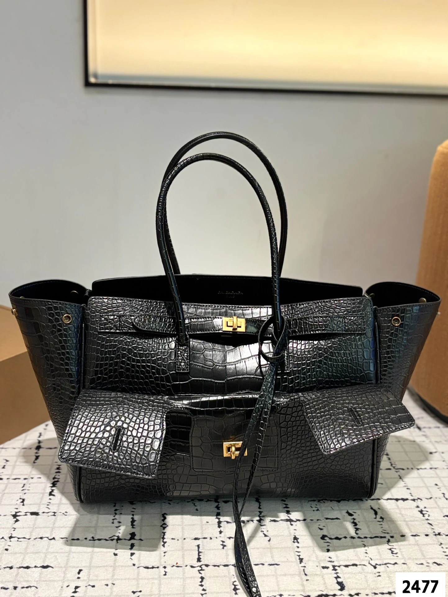 Balenciaga Bag — 4220bb38