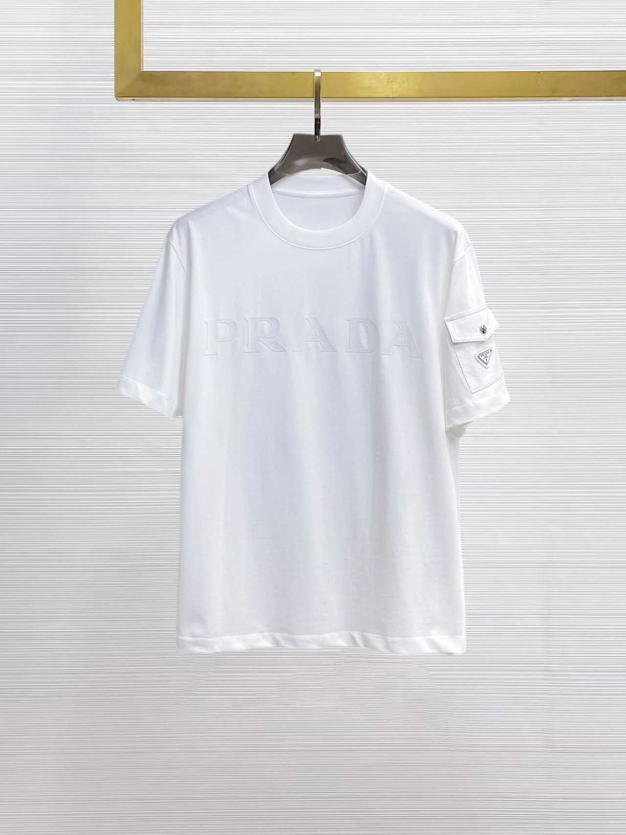 Prada T-Shirt — b89e5e97