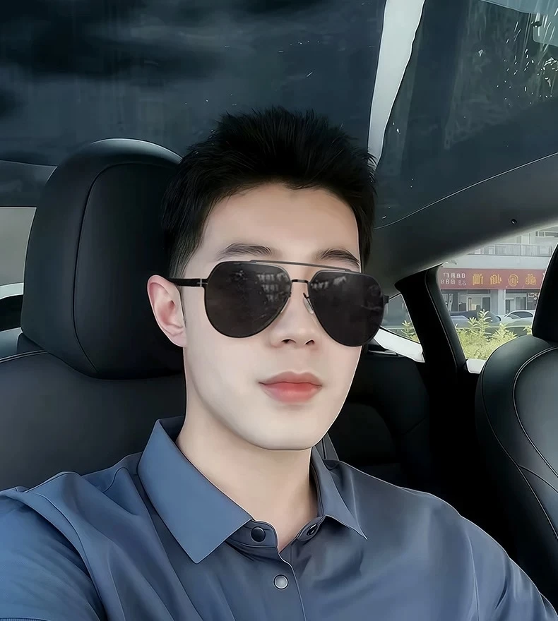 Louis Vuitton Eyewear — ba3d035b
