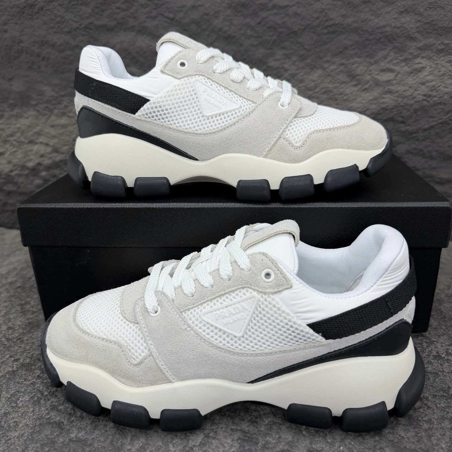 Prada Sneakers — 5d57068f
