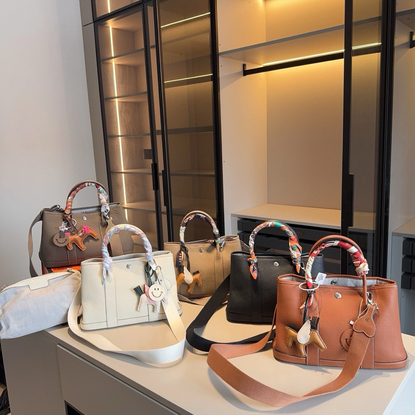 Hermès Bag — 8a1d8493