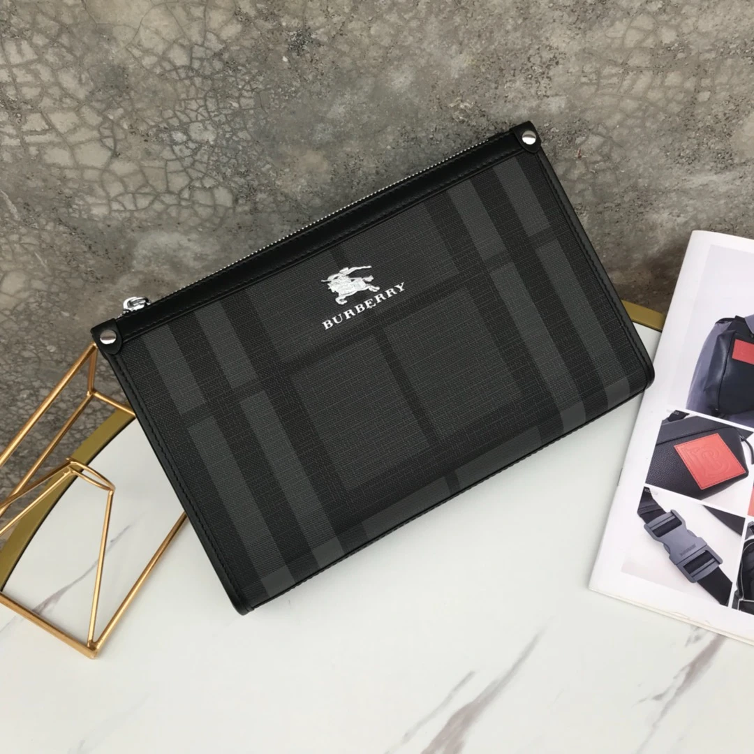 Burberry Bag — 5129c3b3