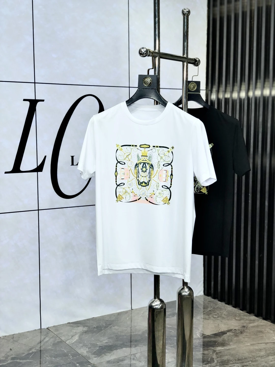 Hermès T-Shirt — 883cd4ef