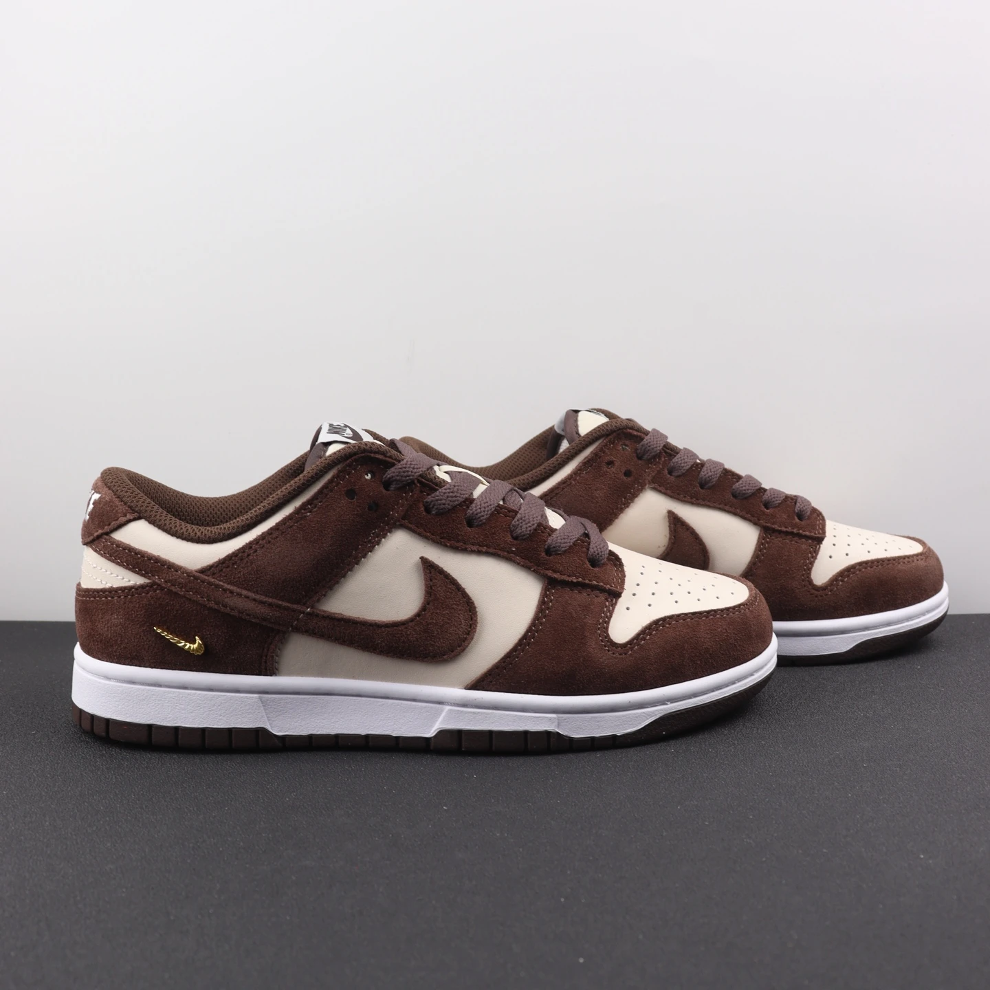 Nike Shoes — d9bee565