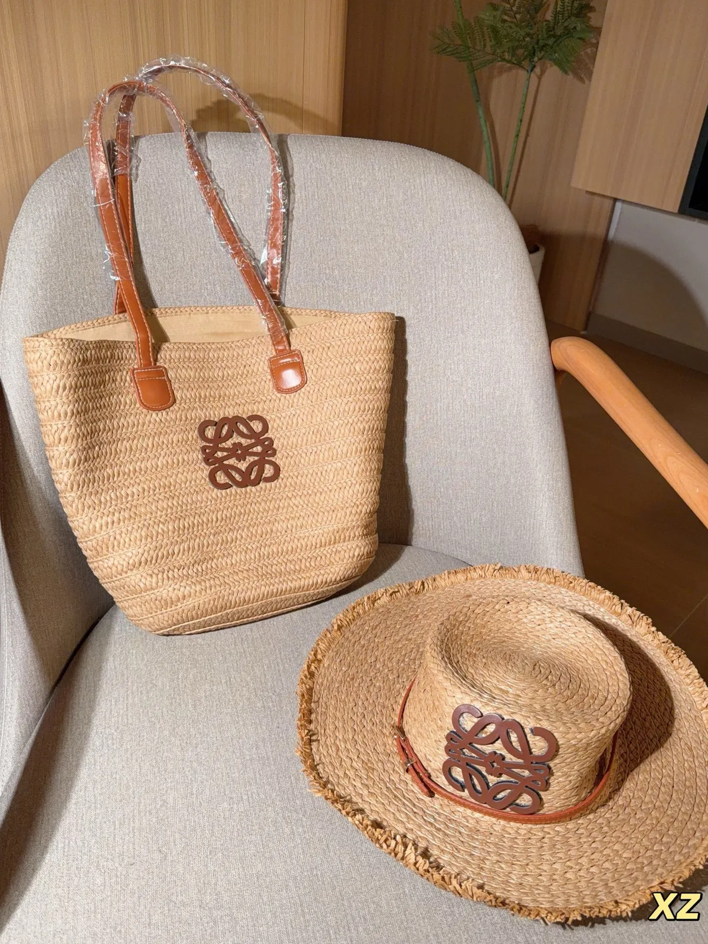 Loewe Bag — fb31f62b