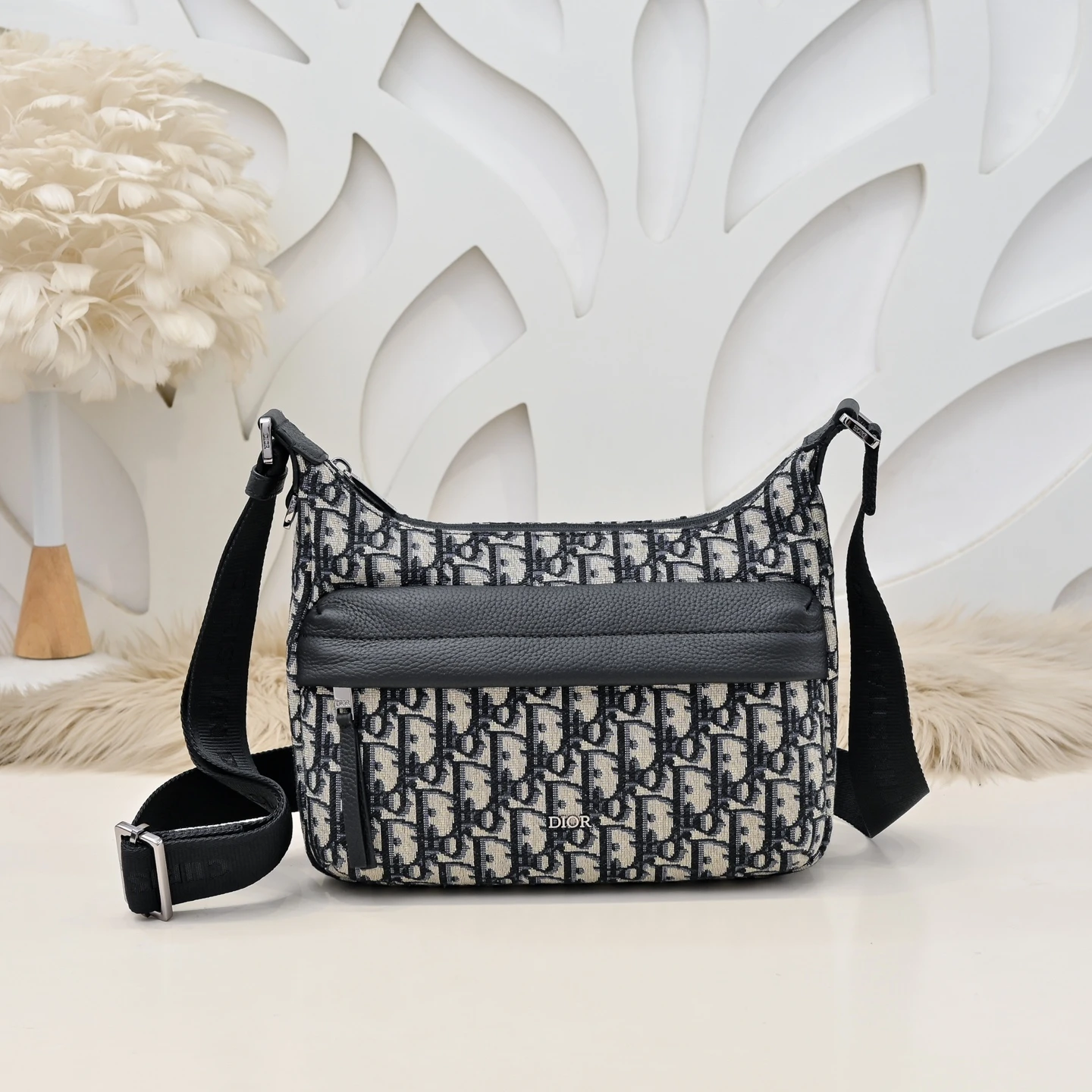 Dior Bag — e9fad621