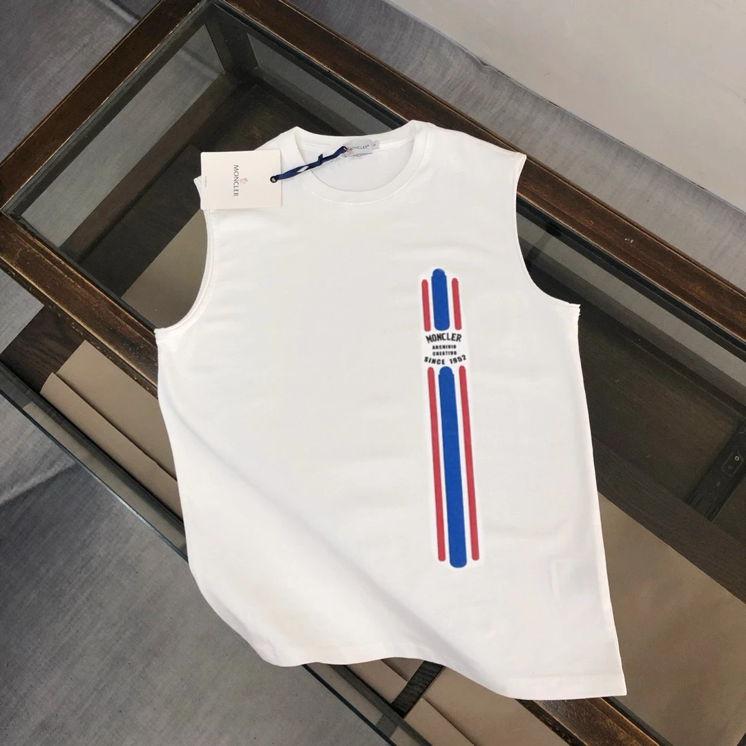 Moncler T-Shirt — 520f6120