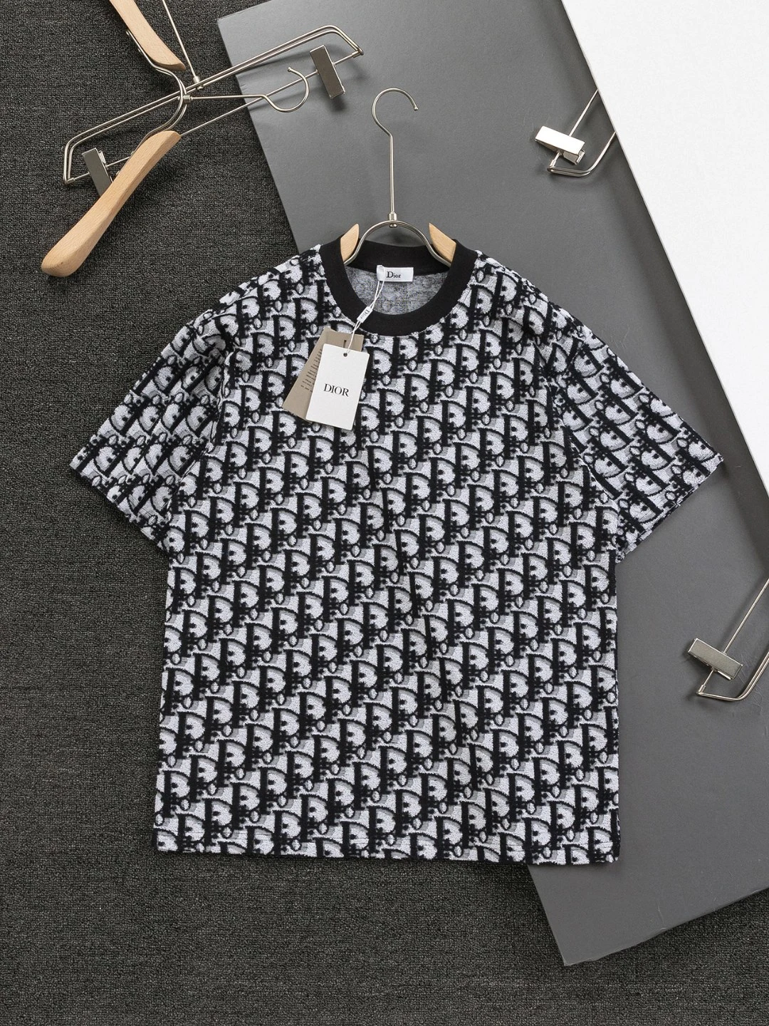 Dior T-Shirt — 17668767