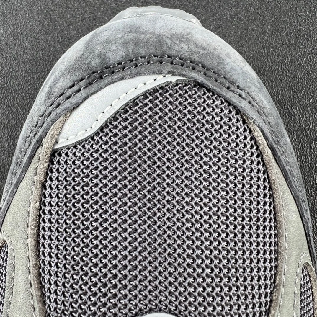New Balance Shoes — 039b6f11