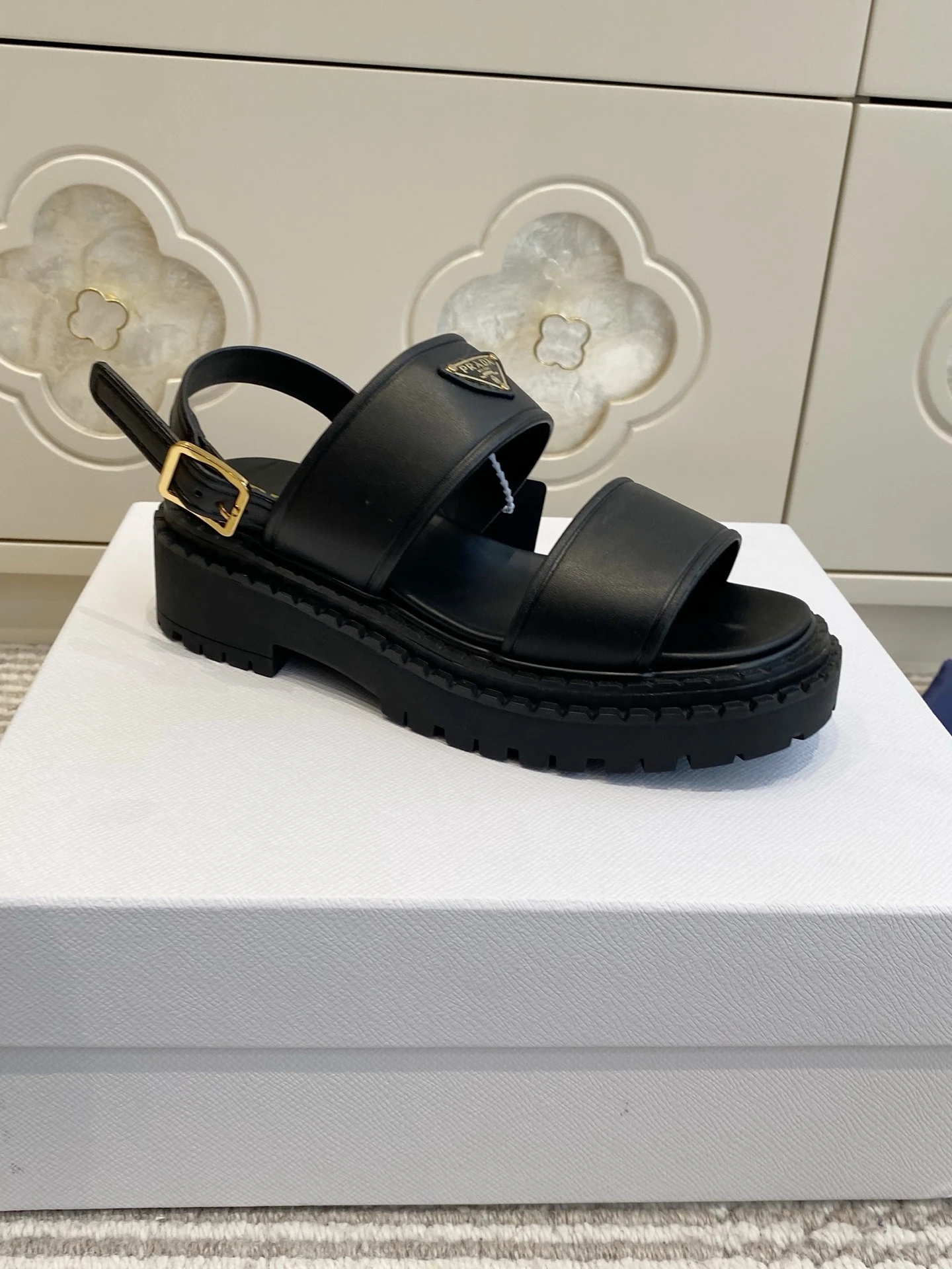Prada Sandals — 9223efa3