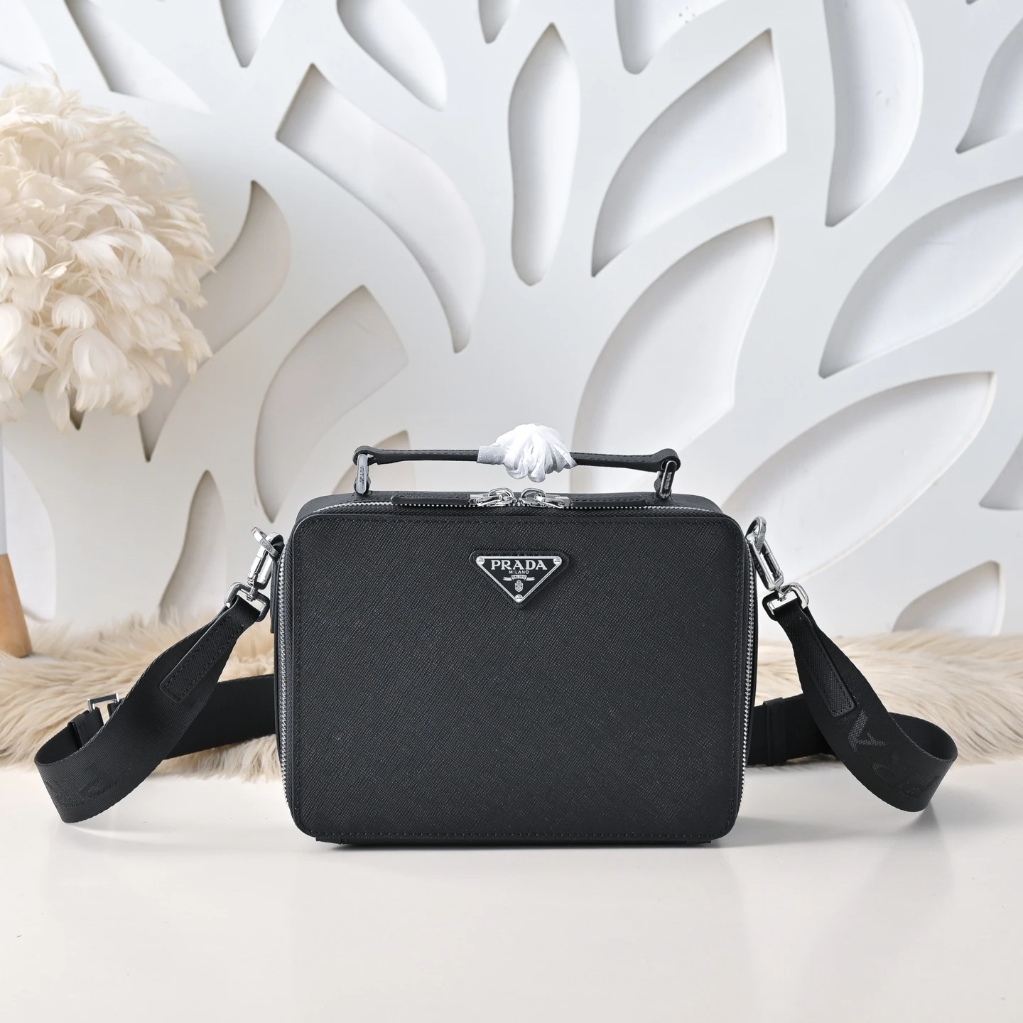 Prada Bag — 40d96f3a