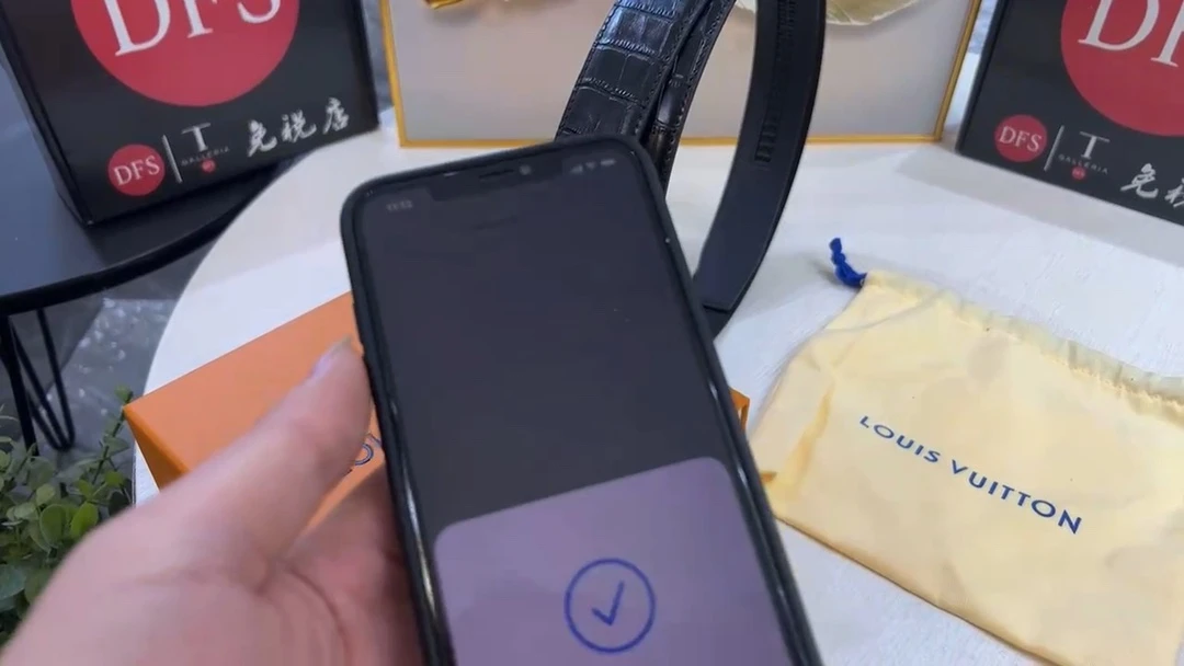 Louis Vuitton Belt — cdefd2a9