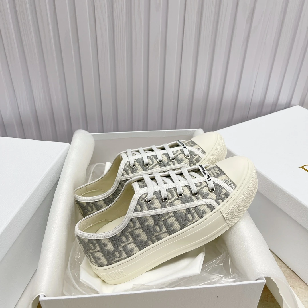 Dior Sneakers — 626f3f8e