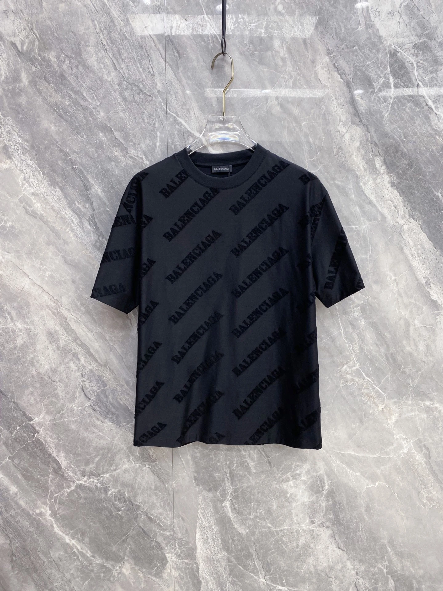 Balenciaga T-Shirt — 6a14b3f8