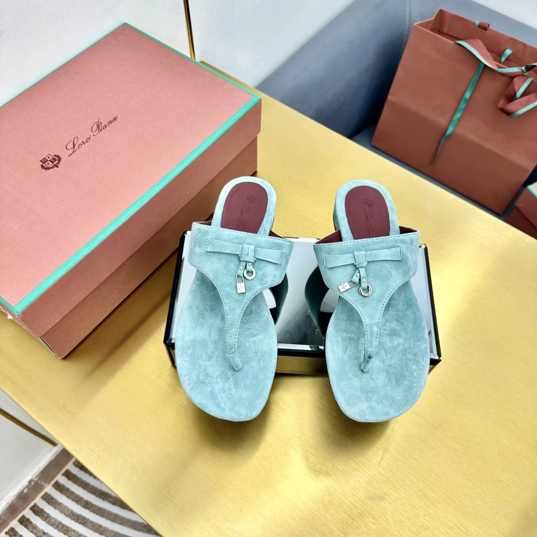 Loro Piana Slippers — 511e6daf