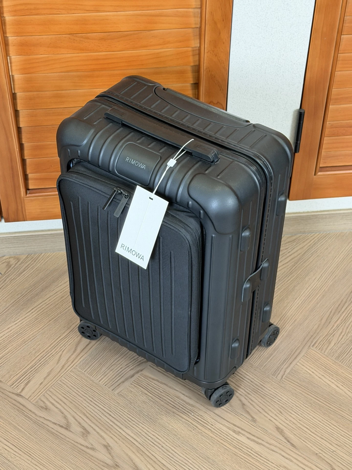 Luggage — aeb79ae1
