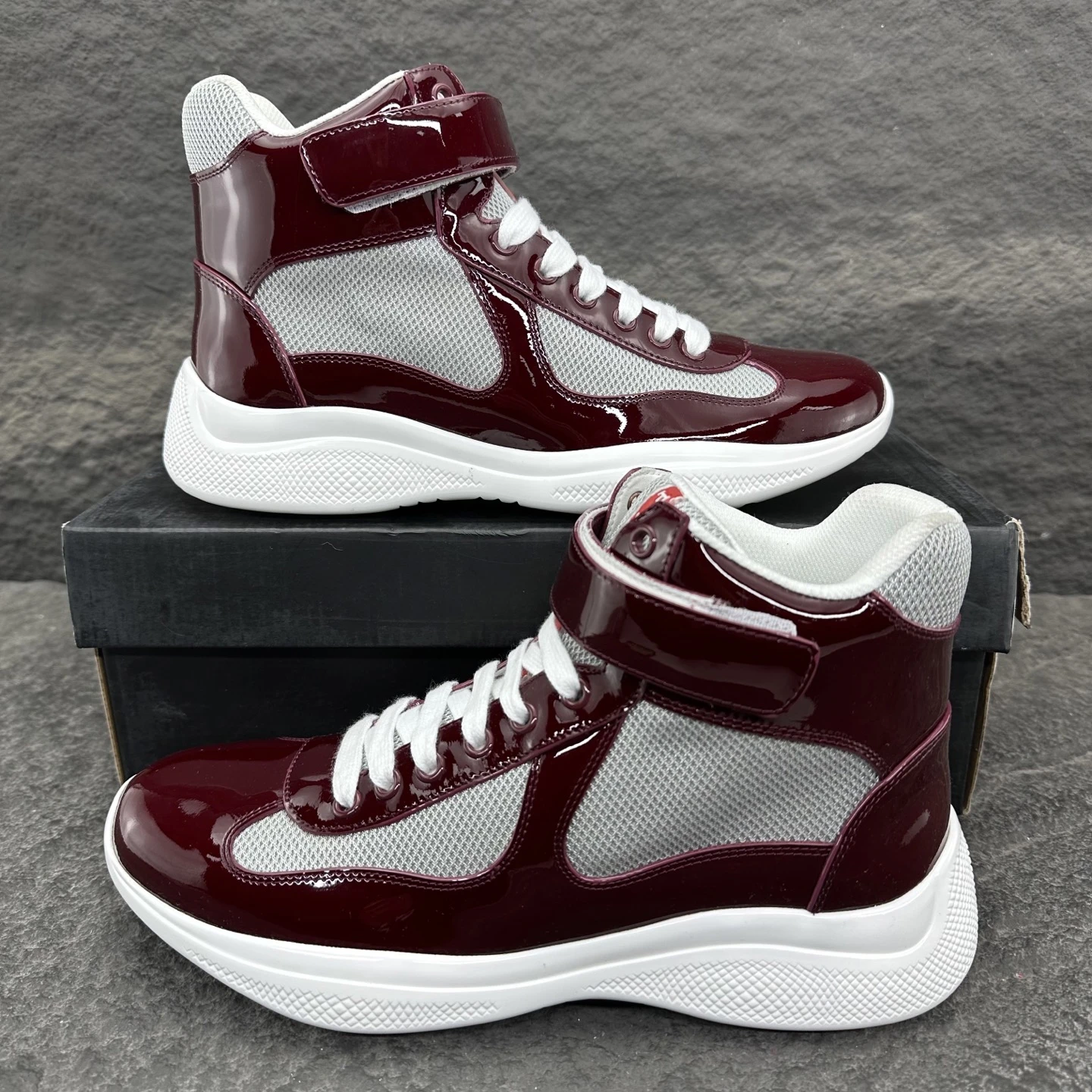 Prada Sneakers — 5b454954