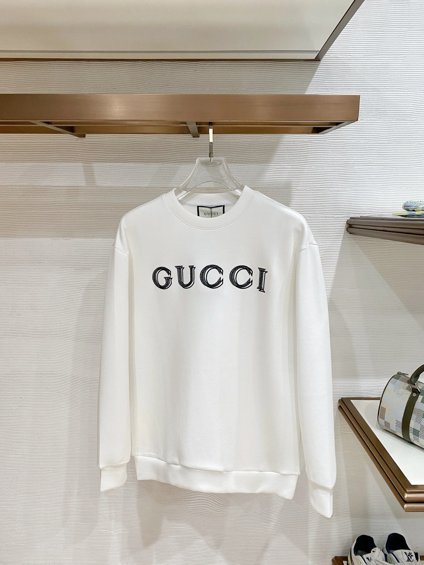 Gucci Sweatshirts — 89c0363a