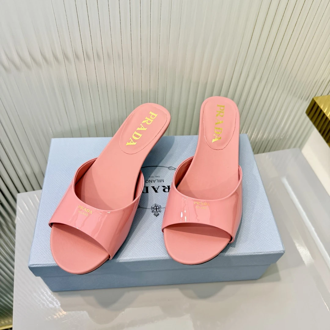Prada Slippers — d7a2fbf2
