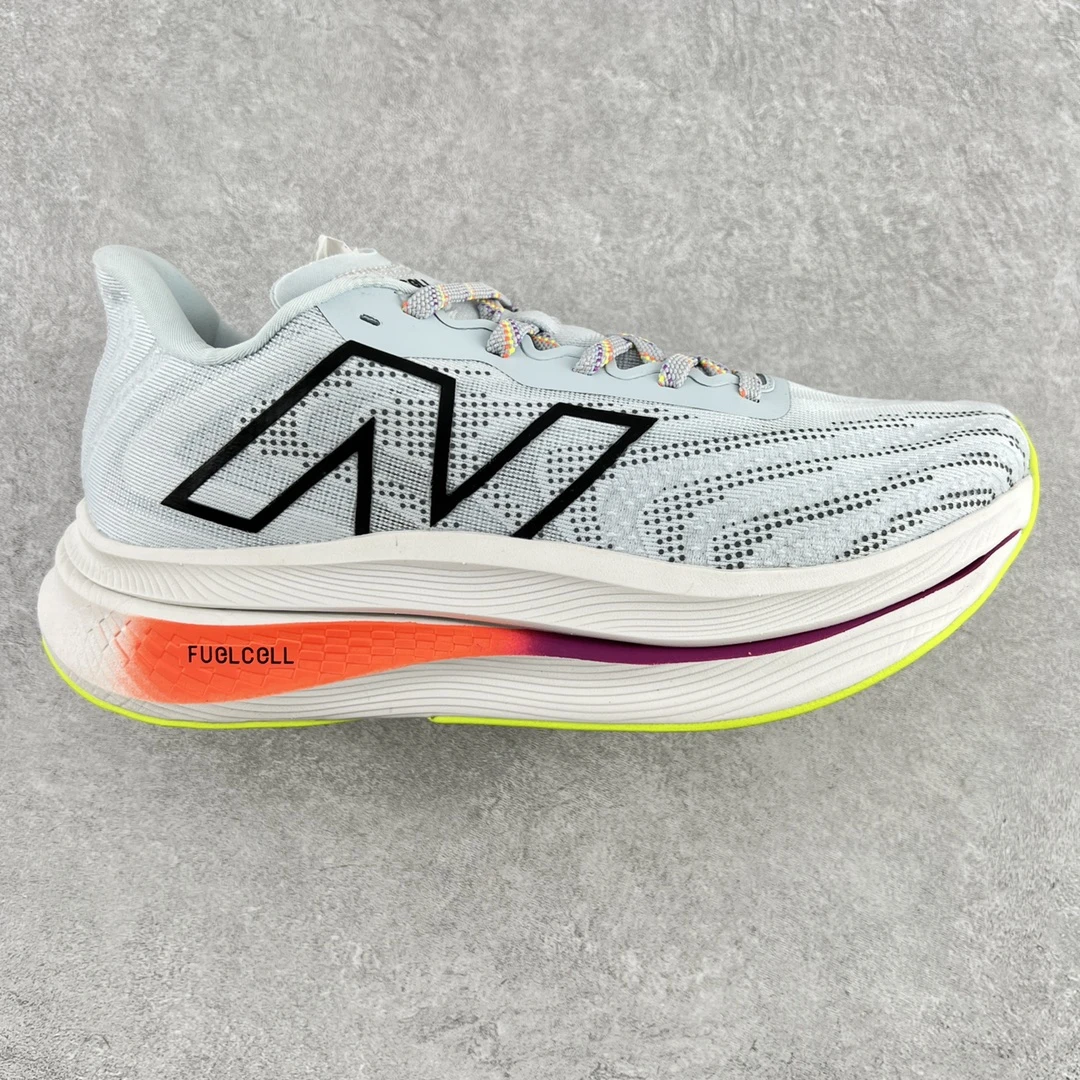 New Balance Sneakers — 0b85838f