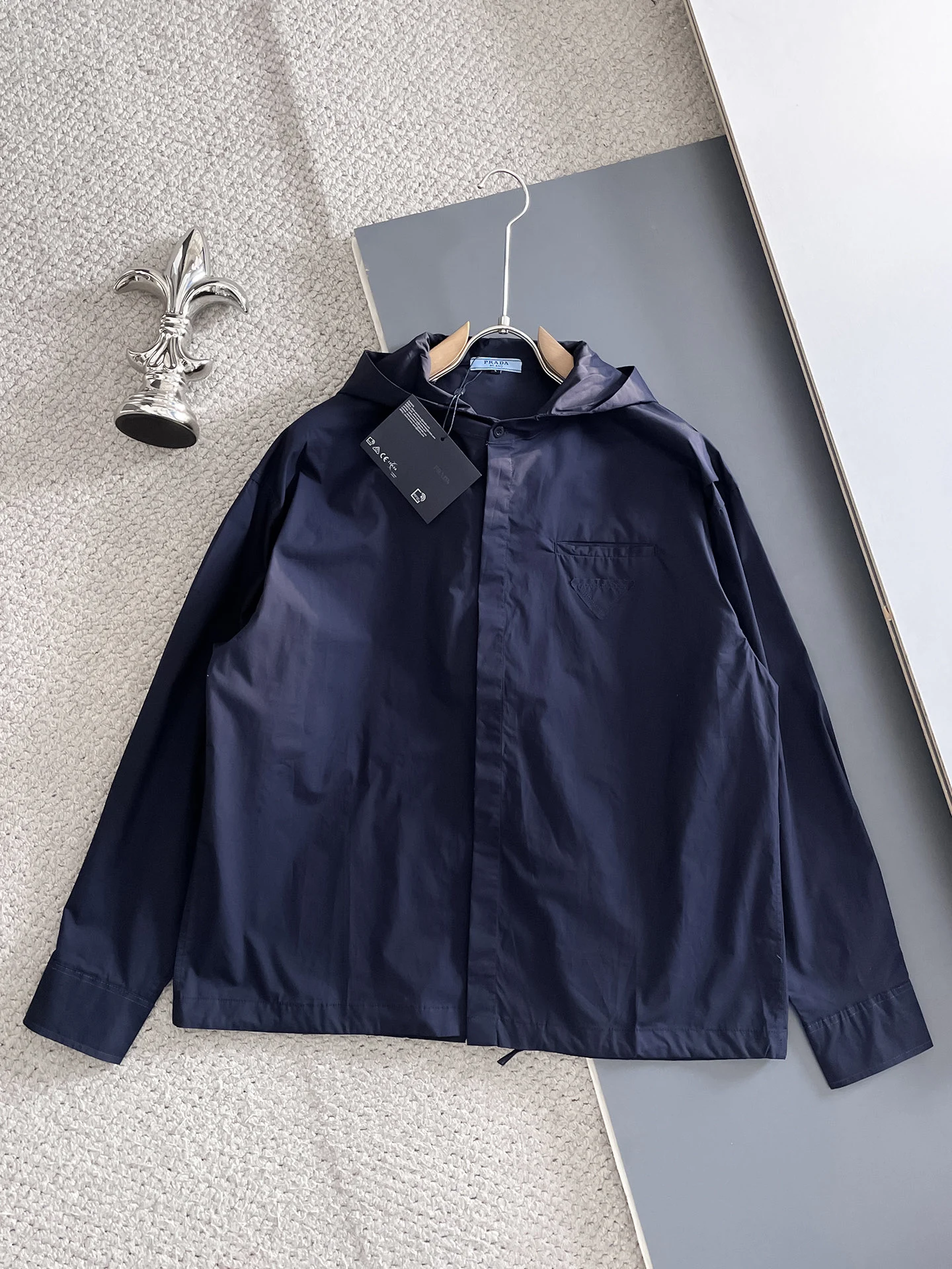 Prada Shirts — aaf7efc6