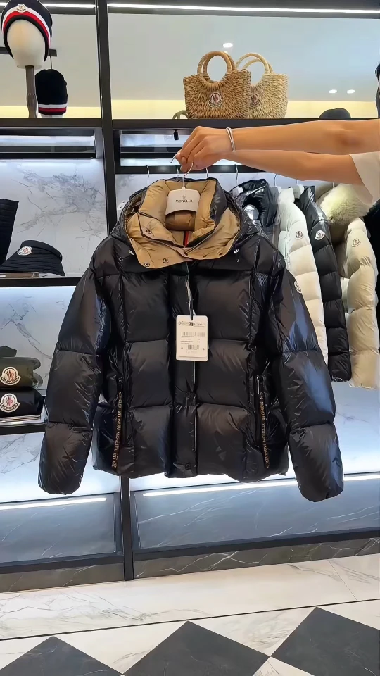 Moncler Down Jacket — d970d939