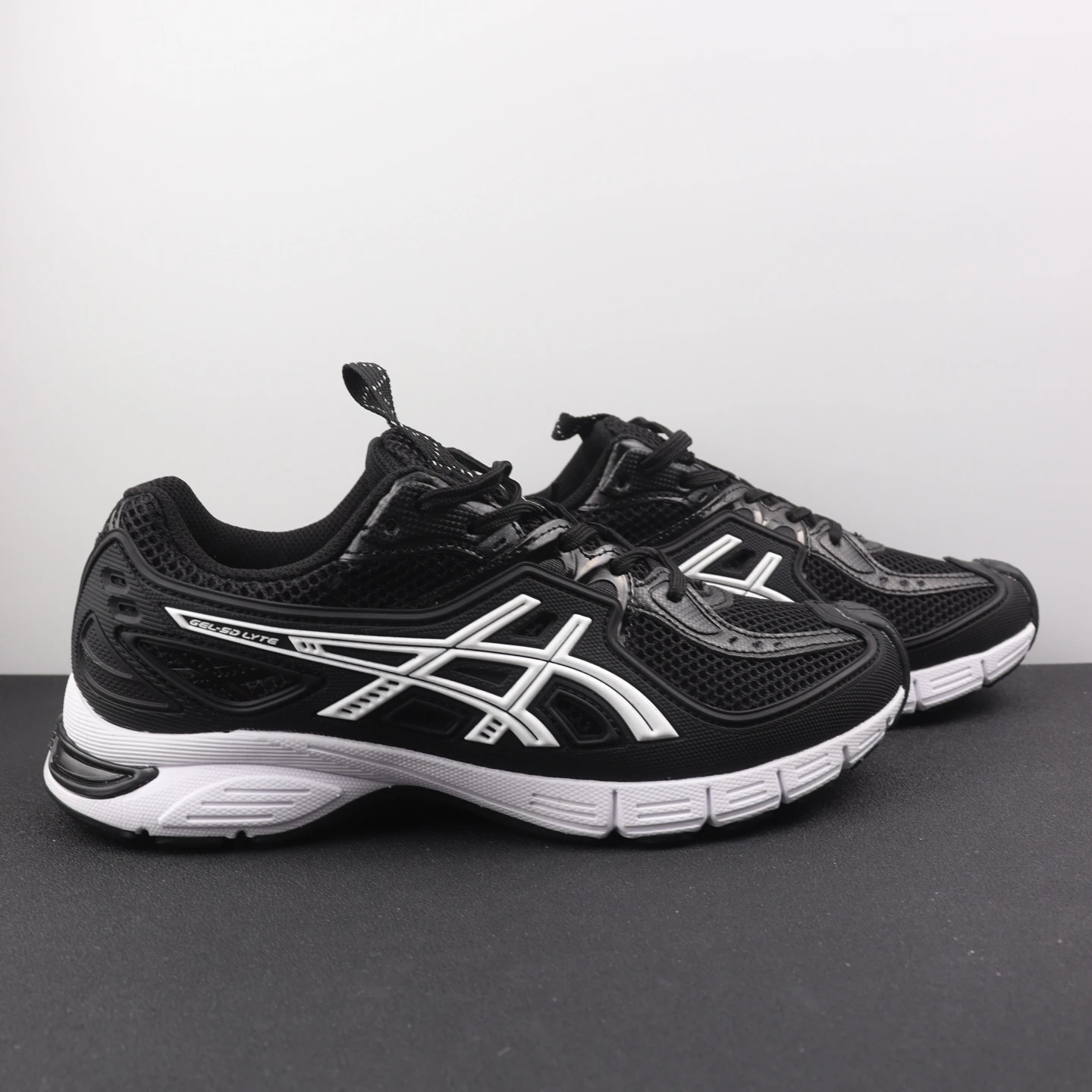 Asics Shoes — c4909a5c