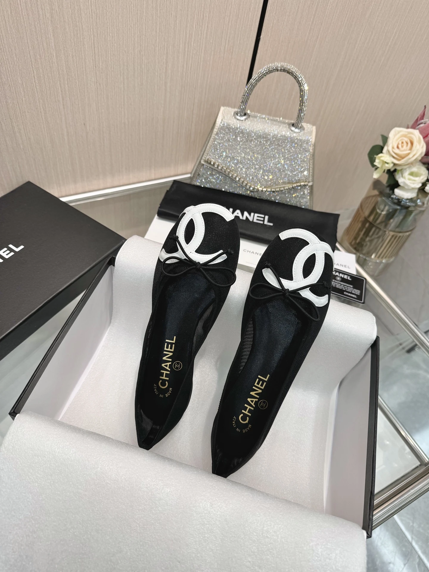 Chanel Shoes — 31b1979d