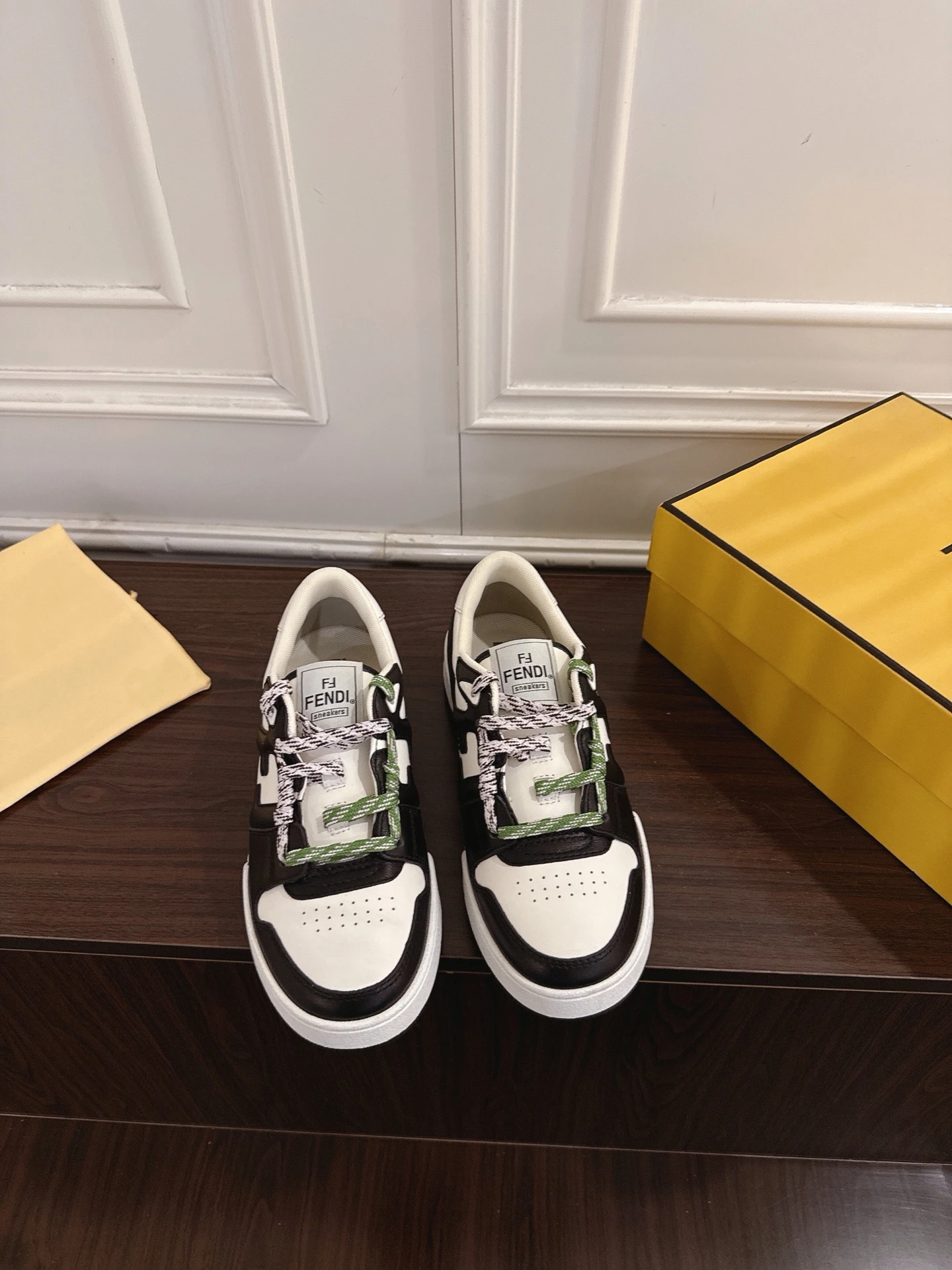 Fendi Sneakers — 2d0e03c9