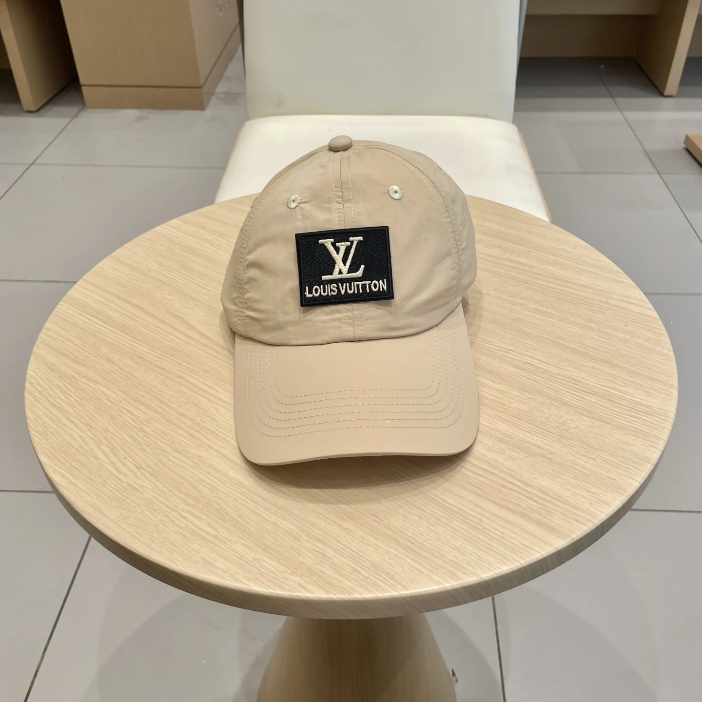Louis Vuitton Caps — 48a9cff1
