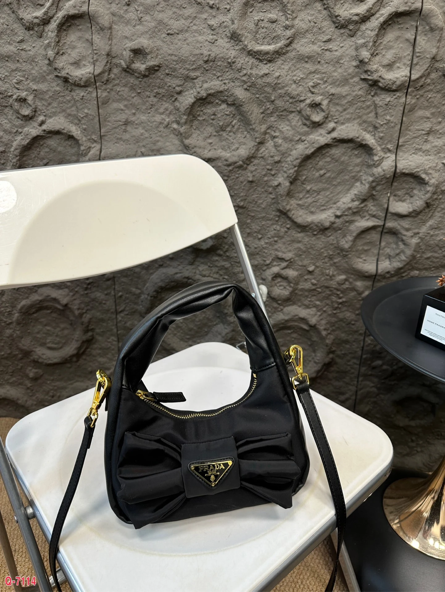 Prada Bag — a90bf879