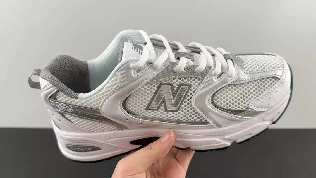 New Balance Shoes — b43f9b7f