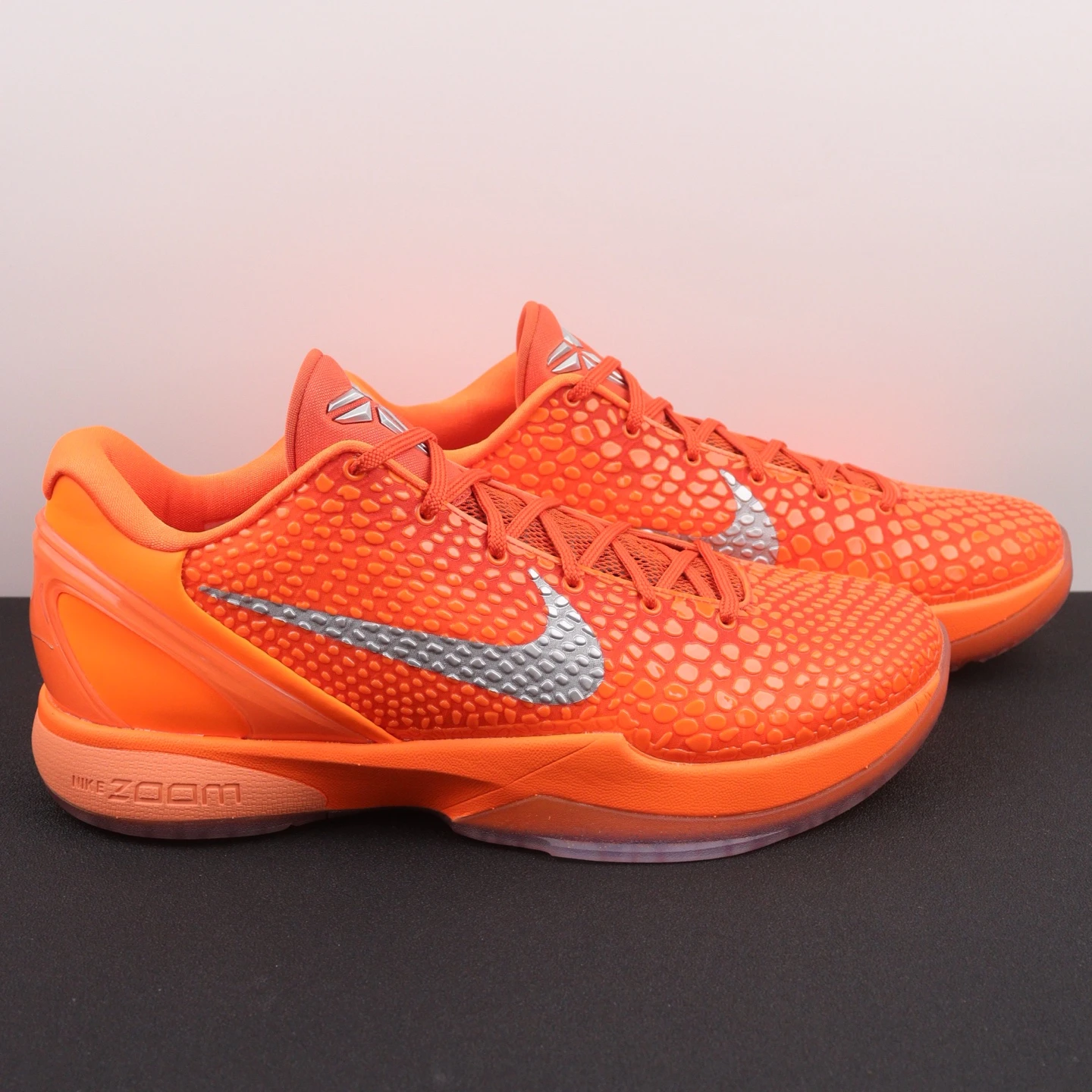Sneakers — e04af245