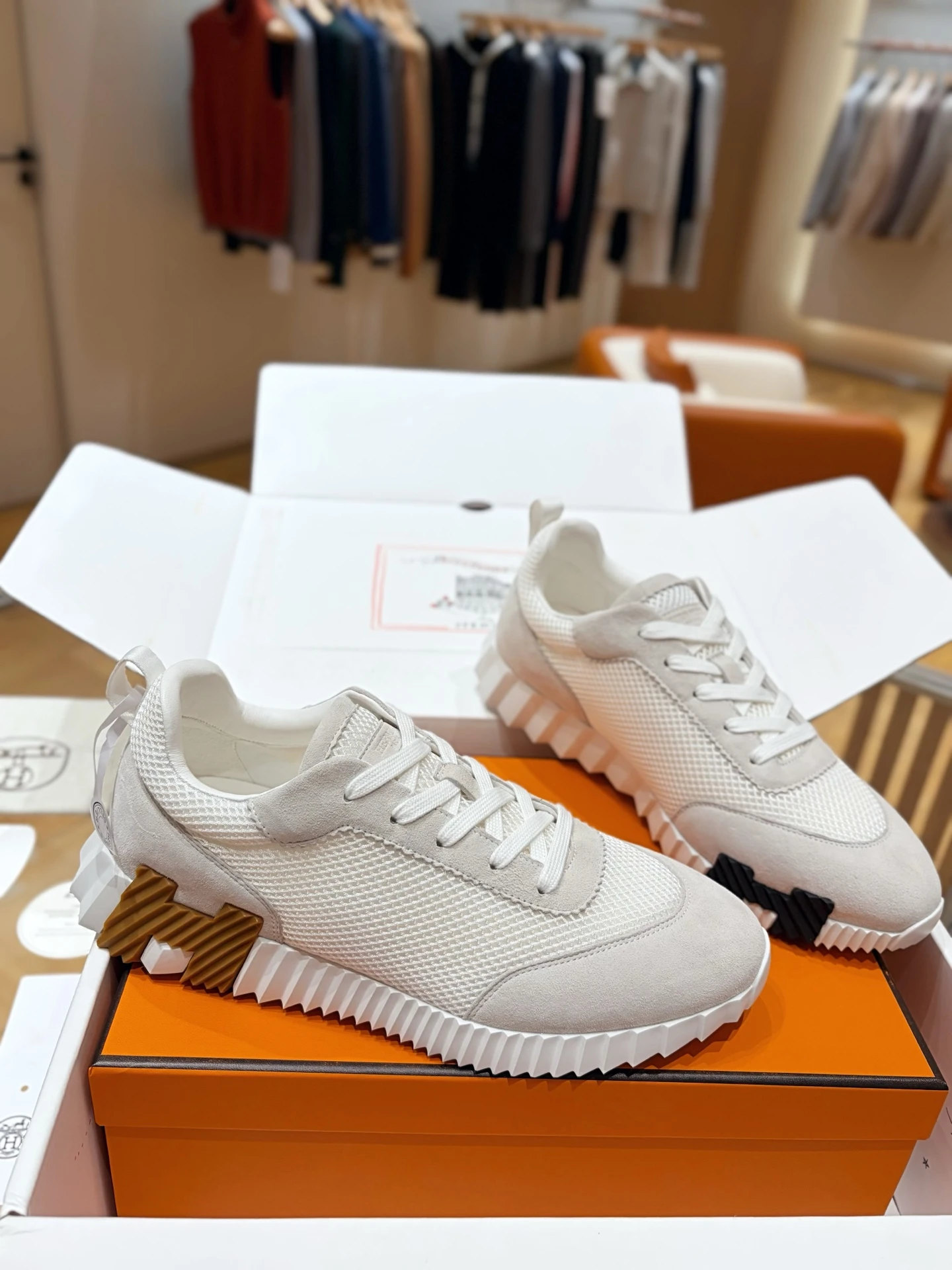Hermès Sneakers — e3de5358